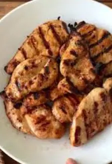 [1017721] CHICKEN FILLET MARINATED FROZEN ZAXBYS 8/5 LB